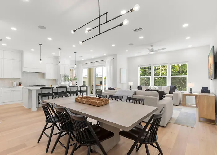 Oynx House & Jade House At The Gemma - 2 Amazing Homes Steps To Clearwater *