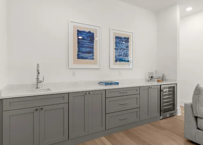Holiday home Oynx House & Jade House At The Gemma - 2 Amazing Homes Steps To Clearwater *