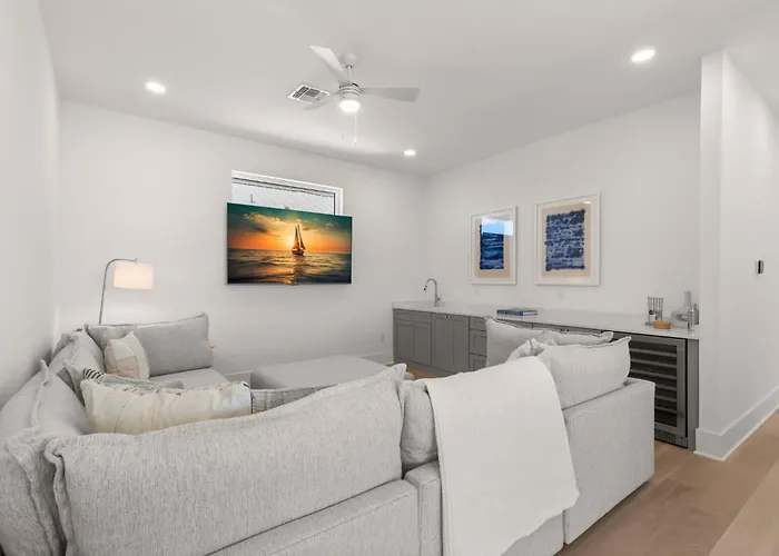 Oynx House & Jade House At The Gemma - 2 Amazing Homes Steps To Clearwater Clearwater Beach