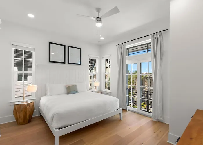 Oynx House & Jade House At The Gemma - 2 Amazing Homes Steps To Clearwater * Clearwater Beach