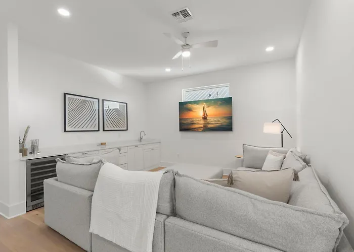 Oynx House & Jade House At The Gemma - 2 Amazing Homes Steps To Clearwater Clearwater Beach